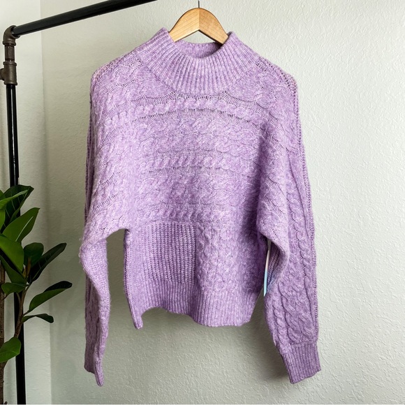 -`♡´- Free! NWT Knit Wool Blend Sweater Size S - Picture 3 of 13